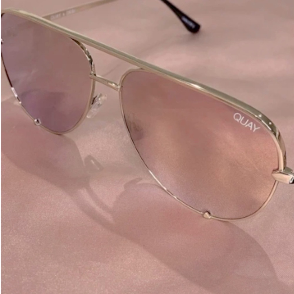 QUAY AUSTRALIA X DESI PERKINS HIGH KEY Sunglasses / Rose Gold